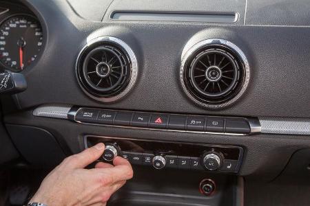Audi A3 2.0 TDI, Mittelkonsole, Radio