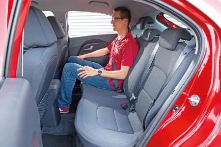 Kia Rio 1.4, Fondsitz, Beinfreiheit