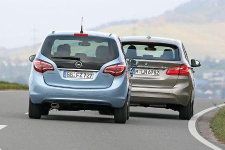 BMW 218i Active Tourer, Opel Meriva 1.4 Innovation