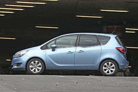 Opel Meriva 1.4 Innovation, Seitenansicht