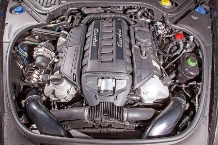 Porsche Panamera Turbo, Motor