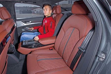 Audi S8, Fondsitz, Beinfreiheit