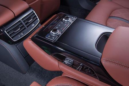 Audi S8, Bedienelemente