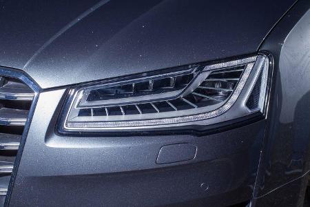 Audi S8, Frontscheinwerfer