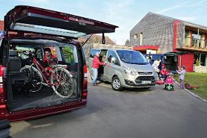 VW Multivan 2.0 TDI, Mercedes Viano 2.0 CDI, Ford Tourneo Custom, Familie