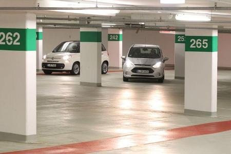 Fiat 500L 1.4 16V Pop Star, Ford B-Max 1.0 Ecoboost Titanium, Frontansicht