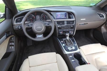 Audi A5 2.0 TFSI Cabrio, Cockpit, Lenkrad