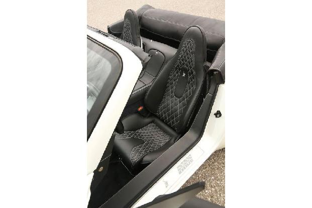 Wiesmann Roadster MF4-S, Fahrersitz