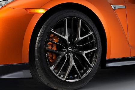 Nissan GT-R Facelift, Modelljahr 2017, New York Auto Show 2016