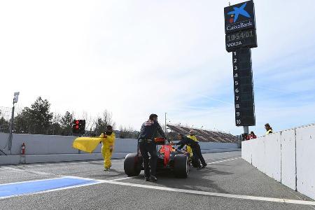 Daniil Kvyat - Red Bull - Formel 1-Test - Barcelona - 3. Mrz 2016