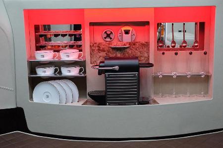 Autosalon Genf 2016 Exoten Techintacto VIP XXL