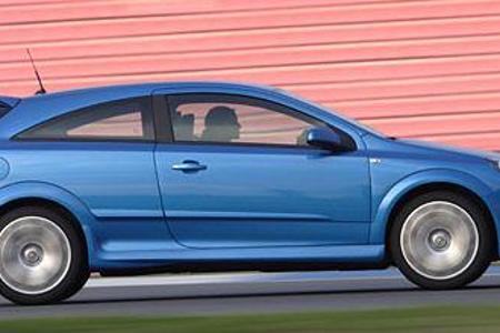 An der Ergonomie gibt es im Astra nichts zu meckern. Die Bedienung erschließt sich nicht auf Anhieb