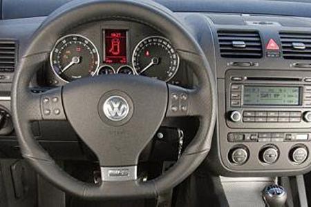 Das Cockpit ist übersichtlich gestaltet