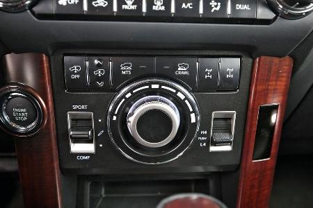 Toyota Land Cruiser 2.8 D-4D, Bedienelemente