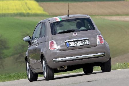 Der Fiat punktet mit Ausstattung und Laufkultur.