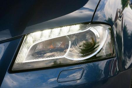 Neu designte Scheinwerfer.