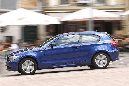 ... bügelt sein geschmeidig und unauffällig eingreifendes ESP fahrerische Schwächen diskret wieder aus.