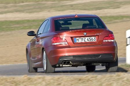 Zum Heckschwenk muss er schon vorsätzlich genötigt werden.