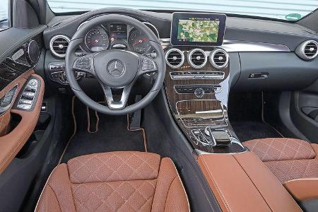 Mercedes C 250 d, Cockpit