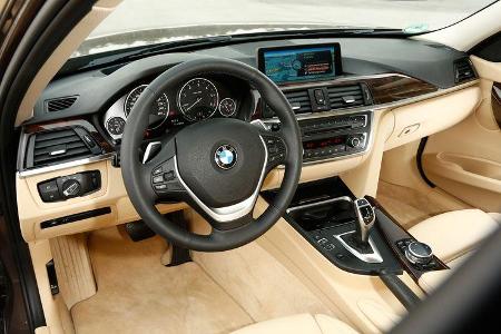 BMW 320d, Cockpit