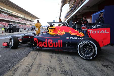 Daniil Kvyat - Red Bull - Barcelona - Formel 1-Test - 1. Mrz - 2016