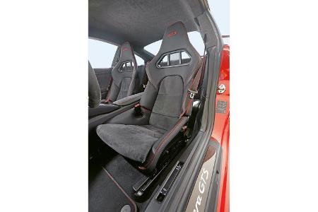 Porsche 911 Carrera GTS, Fahrersitz