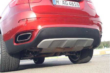 Während die beiden, im V des Achtenders eingebetteten Lader Großes leisten, ohne dabei weiteres Aufsehen zu erregen.