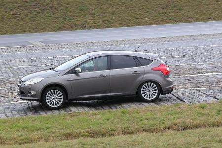 Ford Focus, Bodenwellen, Fahrwerk