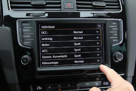 VW Golf 2.0 TDI, Cockpit