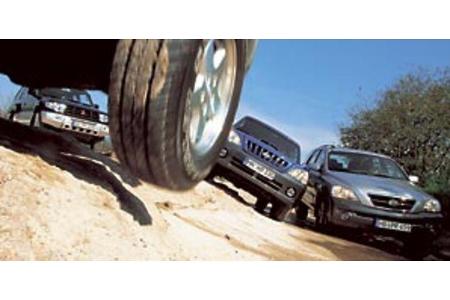 Mitsubishi Pajero, Jeep Cherokee, Hyundai Terracan und Kia&nbsp;Sorento