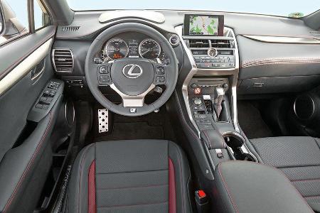 Lexus NX 300h E-Four F SPORT, Cockpit