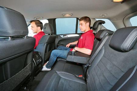 Mercedes ML 350 Bluetec, Rücksitz, Beinfreiheit
