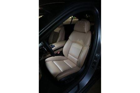 BMW 750i, Sitz