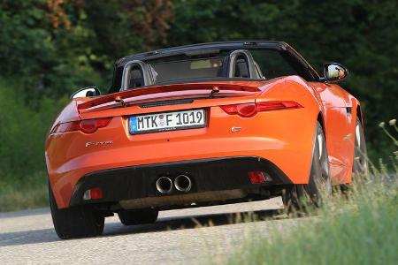Jaguar F-Type V6 S, Heckansicht