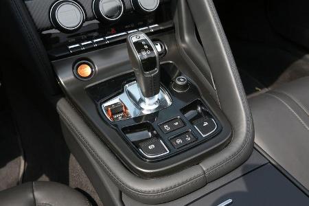 Jaguar F-Type V6 S, Mittelkosnole