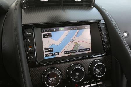 Jaguar F-Type V6 S, Navi