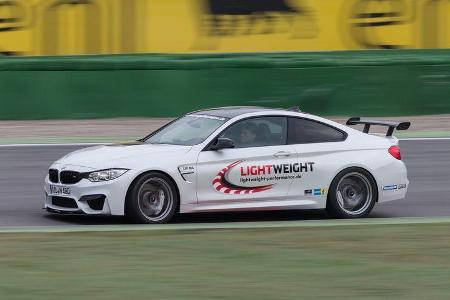 Lightweight BMW M4 Coupé, Seitenansicht