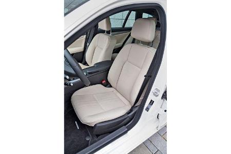 Mercedes C 220 CDI T Avantgarde, Fahrersitz