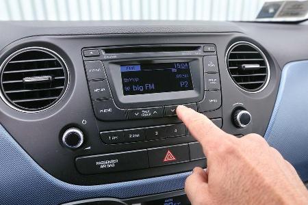 Hyundai i10 Blue 1.0, Infotainment, Mittelkonsole