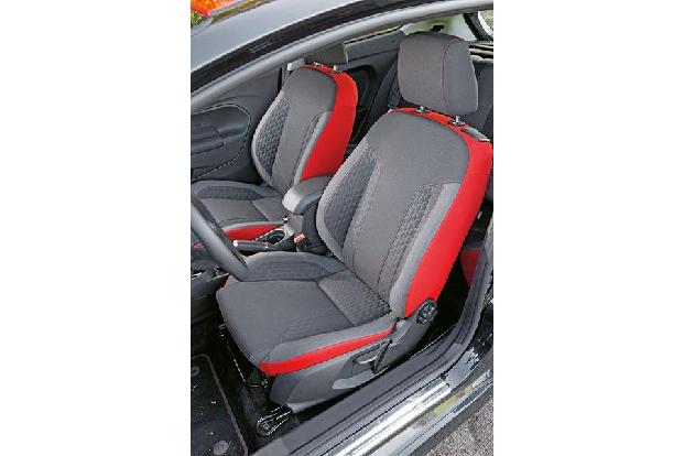 Ford Fiesta Black Edition, Fahrersitz