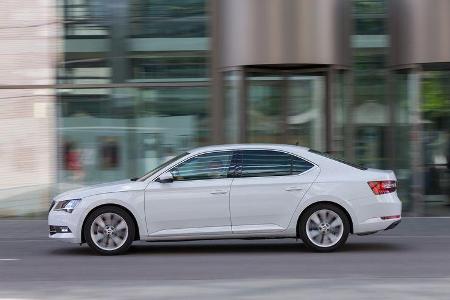 Skoda Superb 2.0 TSI, Seitenansicht