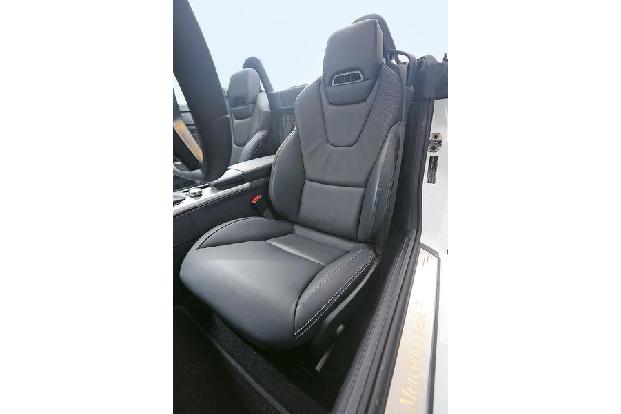 Mercedes SLK 350, Fahrersitz