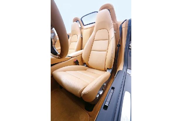 Porsche Boxster, Fahrersitz