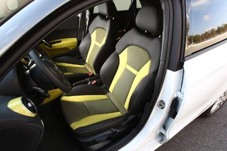 Audi A1 Sportback 2.0 TDI Ambition, Vordersitze, Fahrersitz