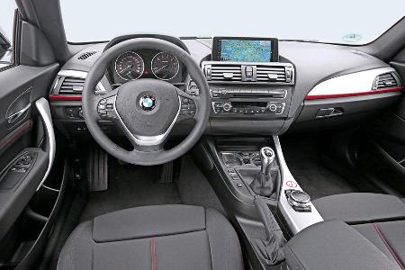 BMW 220i, Cockpit