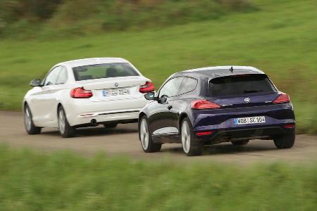 BMW 220i, VW Scirocco 2.0 TSI, Heckansicht