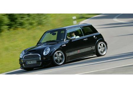 Allround-Talent: Der Schnitzer-Mini ist aller sportlichen Anlagen zum Trotz auch auf öffentlichen Straßen ein angenehmer Beg...