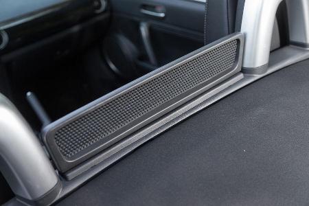 Mazda MX-5 2.0 MZR, Trennwand