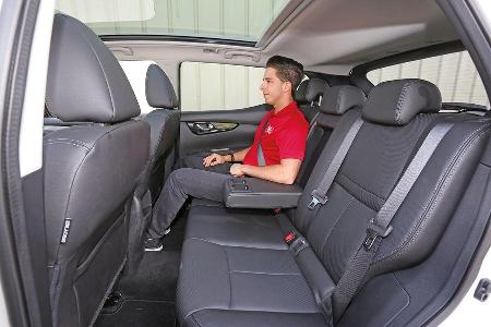 Nissan Qashqai 1.6 dCi 4x4, Fondsitz, Beinfreiheit