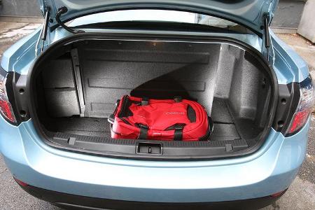 Elektroauto Renault Fluence Z. E. Kofferraum